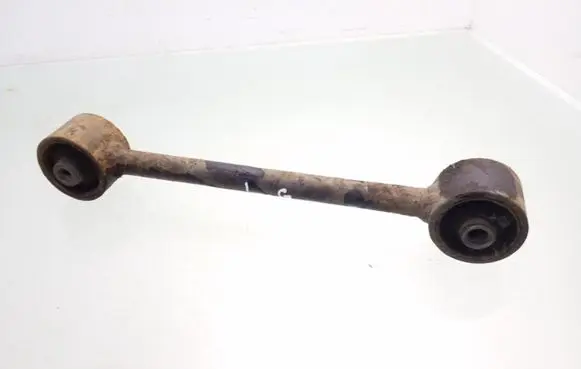 Rear control arm