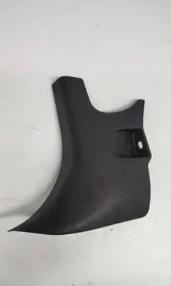 Foot area side trim
