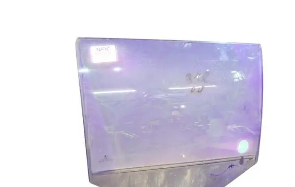 Skoda Fabia Mk2 (5J) Front door window glass four-door