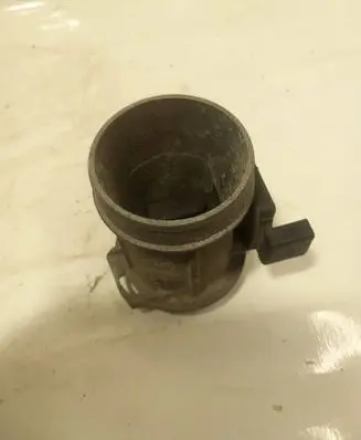 Audi A6 S6 C5 4B Mass air flow meter 059906461D AFH7025C