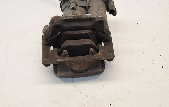 Mercedes-Benz E W213 Rear brake caliper 32358282B