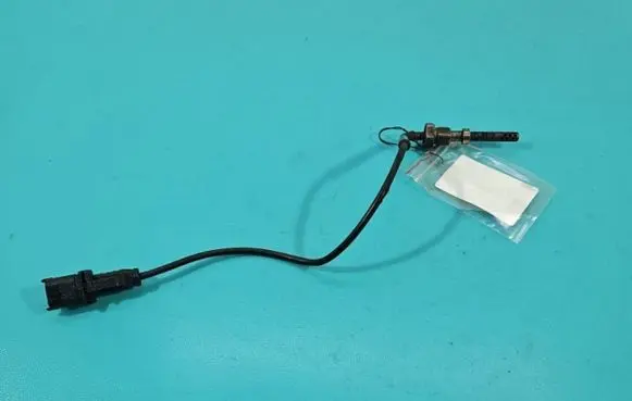 Fiat Sedici Exhaust gas temperature sensor 18213-79J50-000 IMPRK1421271