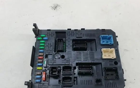 Fuse box set