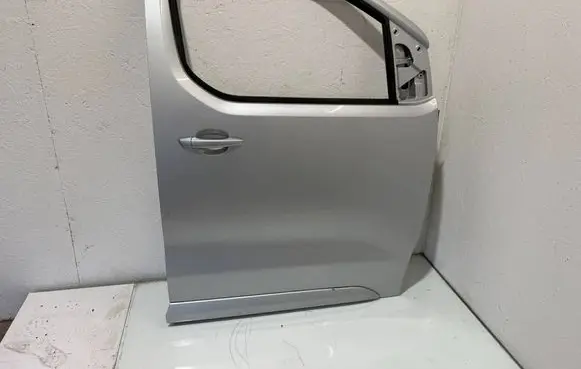 Peugeot Expert Front door