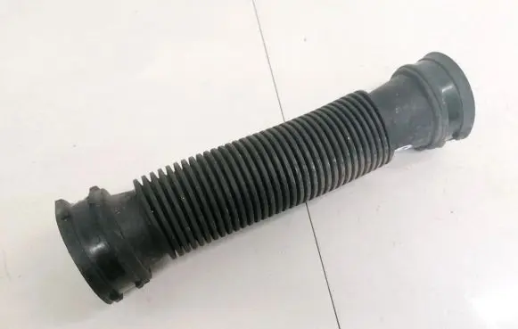 Renault Megane III Air intake hose/pipe