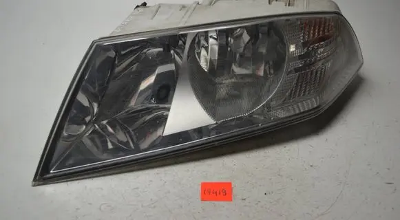 Skoda Octavia Mk2 (1Z) Headlight/headlamp 1Z1941017 SB4SHX13006A