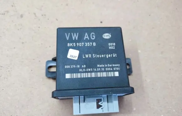 Audi A4 S4 B8 8K Light module LCM 8K5907357B
