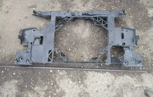 Renault Fluence Radiator support slam panel 752107160R CB1730