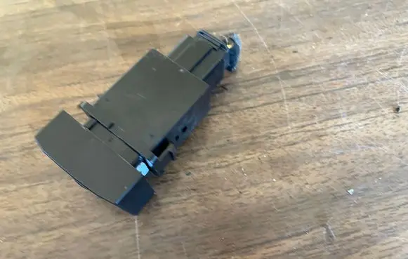 KIA Sorento Windscreen/window heater switch 864W030001