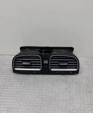 Volkswagen Golf VI Dash center air vent grill 5K0815735D 5K0819728