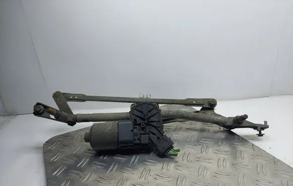 Peugeot Partner Front wiper linkage and motor 0390241621