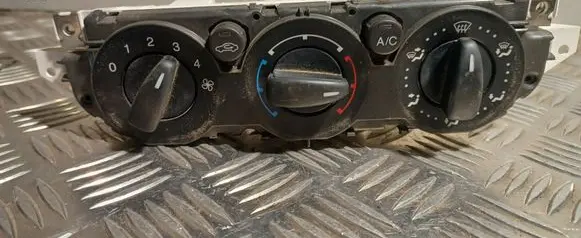 Ford Focus Climate control unit 7M5T19980AA 69607332