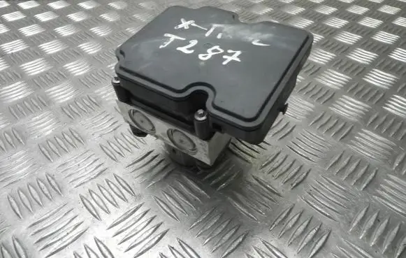 Nissan X-Trail T32 ABS Pump 476604CC0A VD16417
