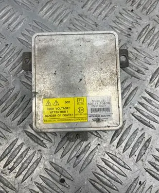 BMW 3 E90 E91 Xenon control unit/module 6948180