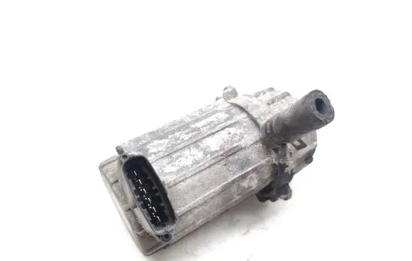 Vacuum pump