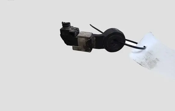 Toyota RAV 4 (XA50) Detonation knock sensor 8961520090 1710001052