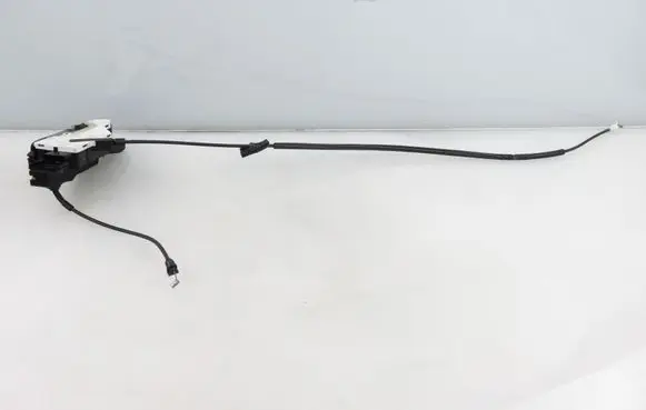 Peugeot 207 Front door lock 24087816