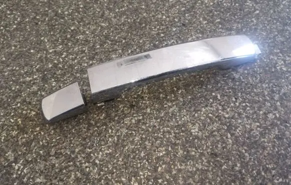 Nissan Quest Sliding door exterior handle 