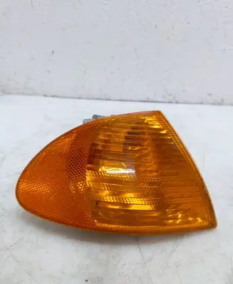 BMW 3 E46 Front indicator light 1315106145