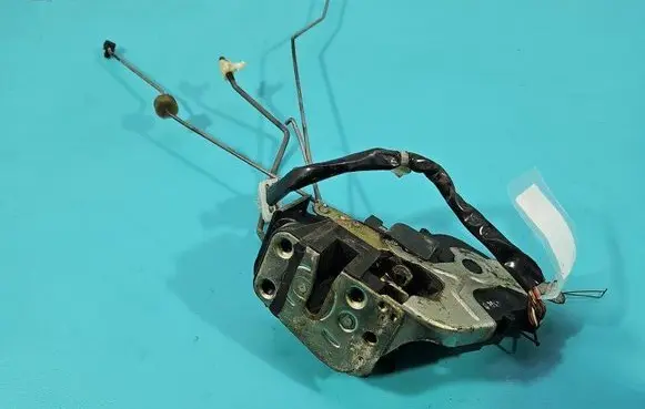 Front door lock
