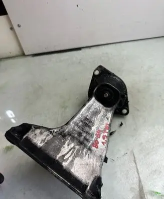 Audi 80 90 S2 B4 Engine mounting bracket 8A0199308D 8A0199341A