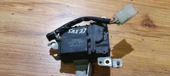 Lexus IS 200-300 Air flap motor/actuator 0637003883 063700-3883