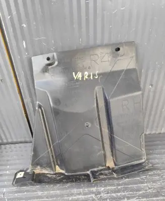 Toyota Yaris XP210 Engine splash shield/under tray 51441K0050