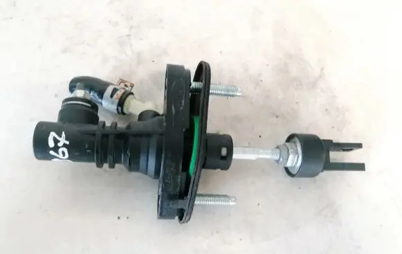 Clutch master cylinder