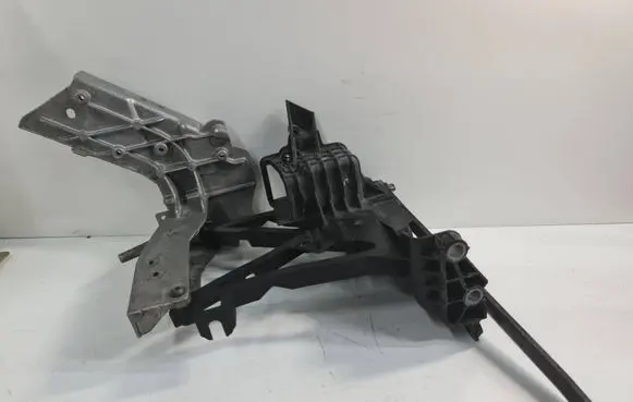 Mercedes-Benz E W213 Radiator support slam panel bracket A2136206500 A2536210700