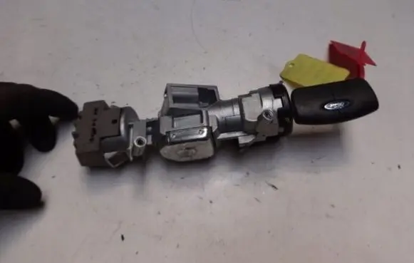 Ford Galaxy Ignition lock