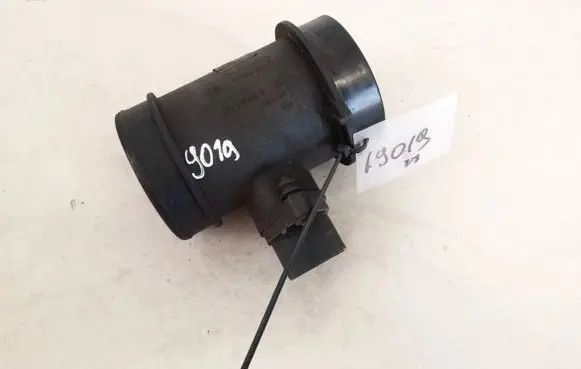 Audi A6 S6 C5 4B Mass air flow meter 0281002429