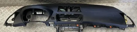 BMW 1 E82 E88 Dashboard 