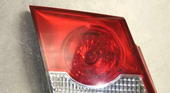 Chevrolet Cruze Tailgate rear/tail lights