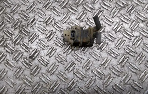 Valve vacuum