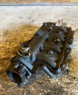 Opel Corsa D Intake manifold 55207035 3837