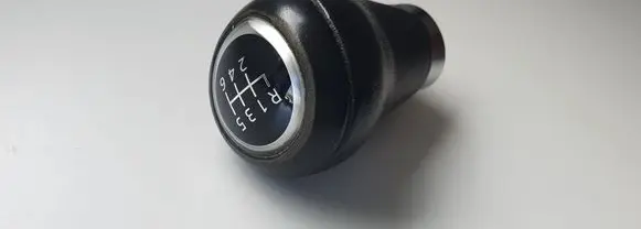 Mazda 3 II Gear lever shifter trim leather/knob