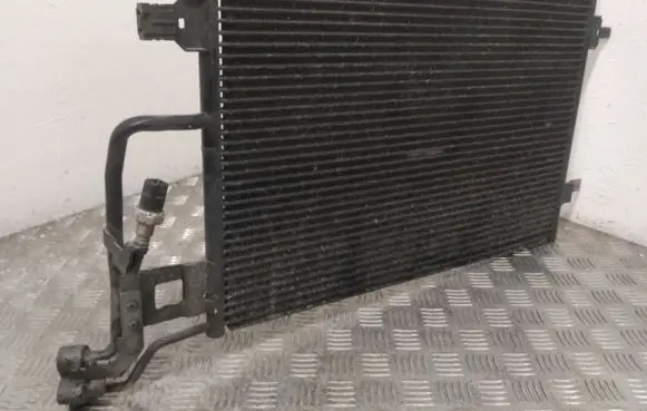 Volkswagen PASSAT B5.5 A/C cooling radiator (condenser) 3B0260401