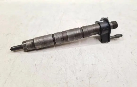 BMW 5 E60 E61 Fuel injector 0445116001 779787705