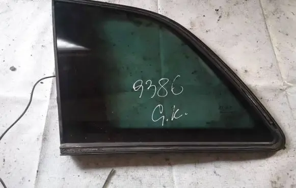Fiat Croma Rear side window as3
