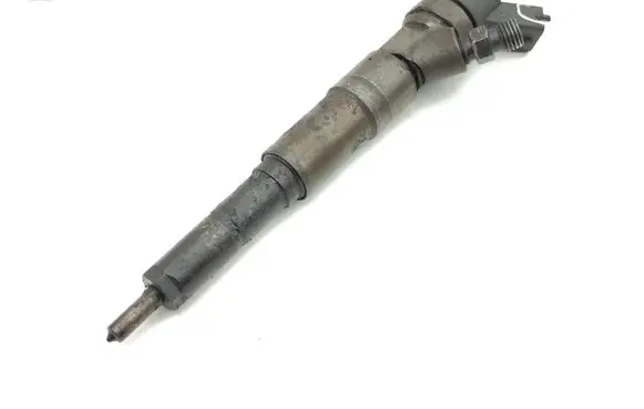 BMW 5 E39 Fuel injector 2354093 044511002
