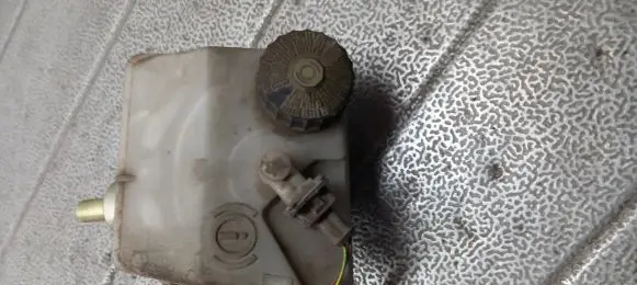 Peugeot 206 Master brake cylinder