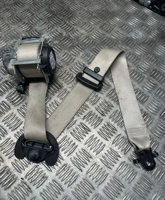 BMW X5 F15 Front seatbelt 624640200E 0Z099091S R16150551T9