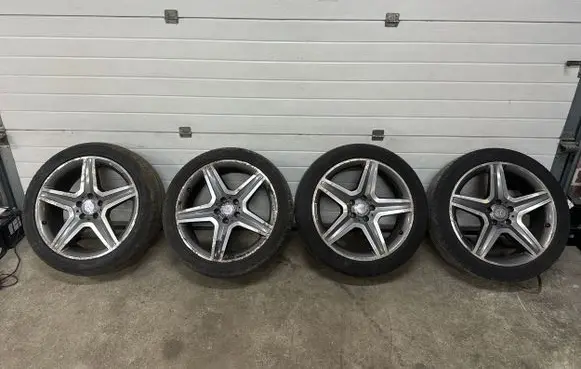 Mercedes-Benz GLA W156 X156 R19 alloy rim A1564010600