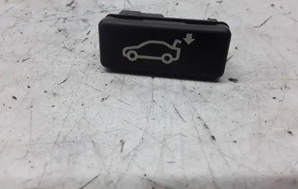 BMW 5 E60 E61 Tailgate/boot open switch button 50359801