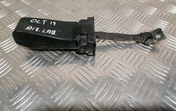 Skoda Octavia Mk3 (5E) Rear door check strap stopper 5E0839267A