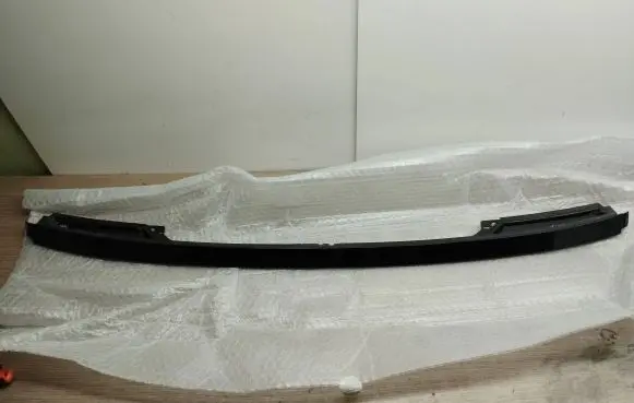 Volkswagen PASSAT B8 Tailgate/trunk spoiler 3G0827952A