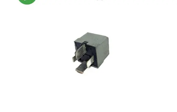 Mercedes-Benz Vito Viano W639 Other relay A0025422619 4RA00779307 4RA007793