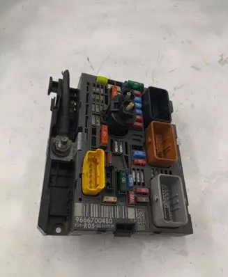 Citroen Berlingo Fuse module 9666700480