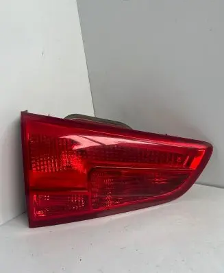 KIA Ceed Tailgate rear/tail lights 92403A23