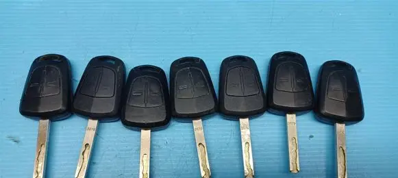 Opel Corsa D Ignition key/card 13188281 433MHZ G2AM433TX